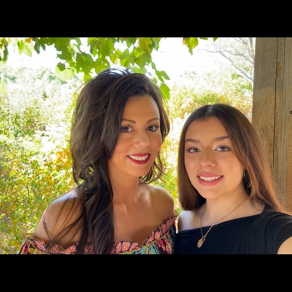 Meet your Posher, Sacha - Picture 1 of 1